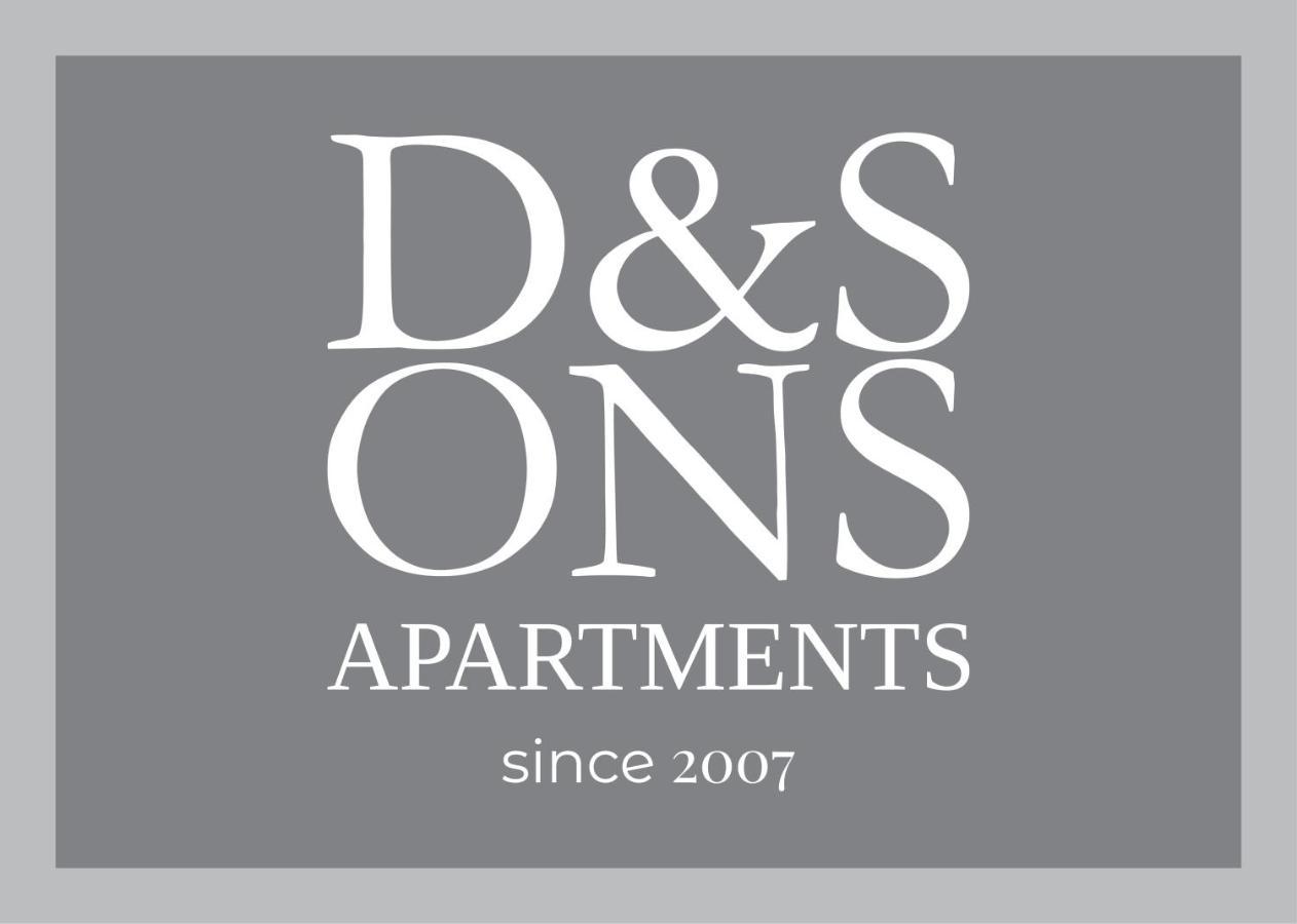 D & Sons Apartments Kotor Luaran gambar